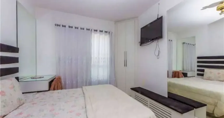 Sobrado à venda em São Paulo-SP: 2 quartos, 2 suites, 4 banheiros, 2 vagas de garagem, 170m² - Imirim. Imperdível!