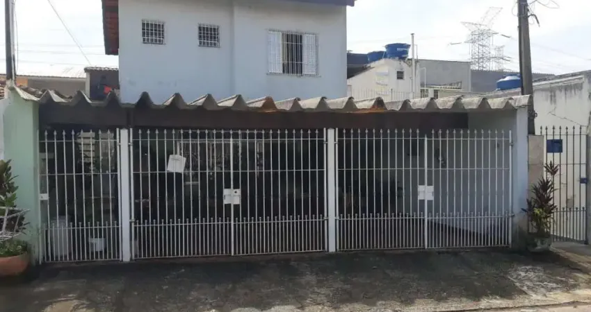 Casa de Vila no Socorro | 03 Quartos (01Suíte) | 03 Vagas | Edícula