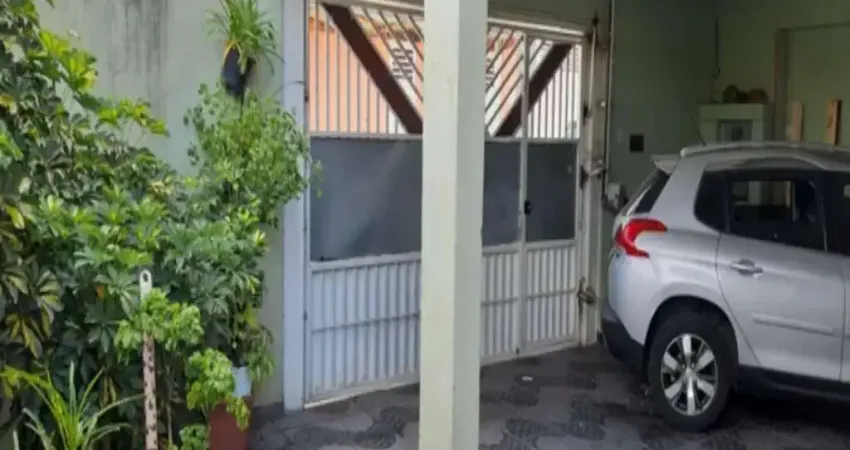 Sobrado à venda na Vila Curuçá com 100m² 3 dormitórios 1 suíte 3 banheiros 2 vagas