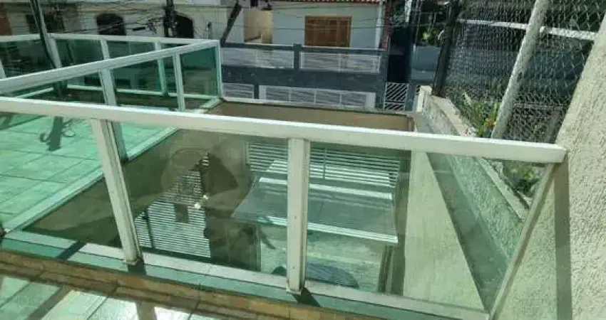 Sobrado á venda na Lauzane Paulista, com 3 dormitórios, sendo 1 suíte e 2 vagas.