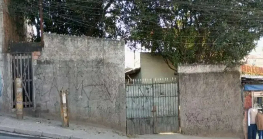 Casa à venda no Parque Primavera com 144m² 2 dormitórios 1 banheiro 5 vagas