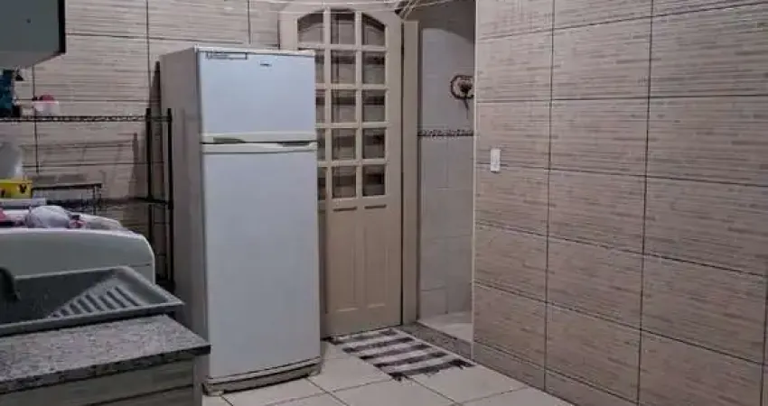 Casa com 3 quartos à venda na Rua Israel Pinheiro, --, Parque Gerassi, Santo André