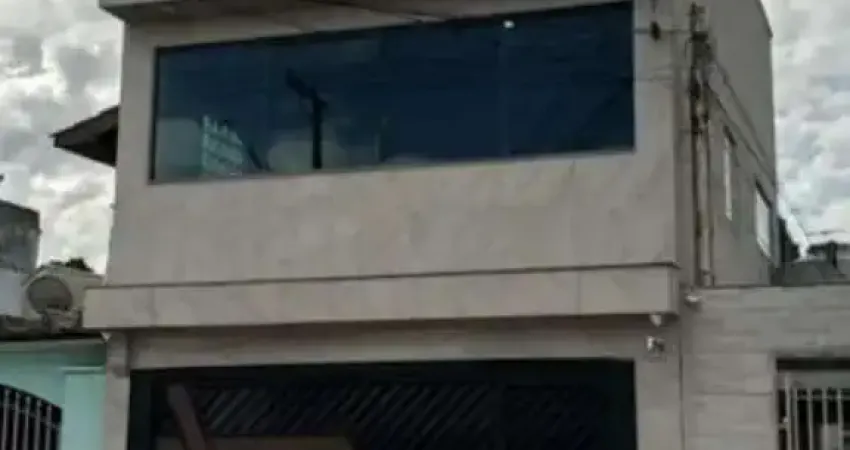 Imperdível oportunidade: Casa à venda em São Paulo-SP, no bairro Jardim Santa Maria, com 3 quartos, 1 suíte, 3 banheiros, 2 vagas de garagem e 225m² de área!