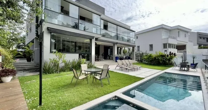 Cond alphaville g.v. - port. fechada, 4 sts, elevador, piscina, fundos app!