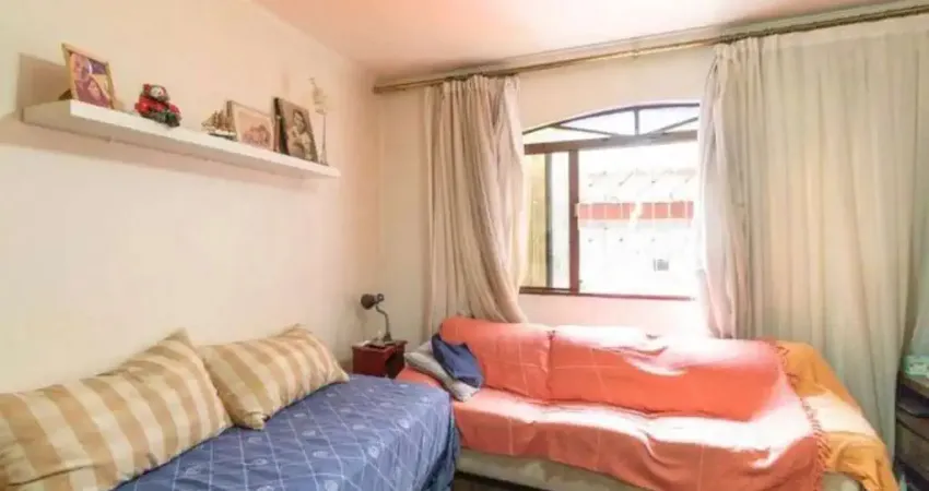 Sobrado à venda em São Paulo, Vila Tiradentes