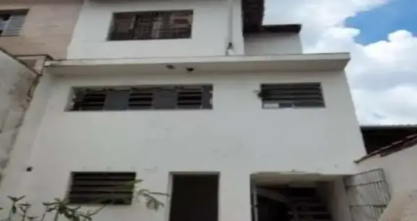 Linda Casa em Parque São Domingos, SP