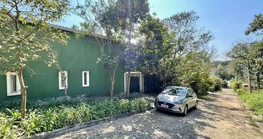 Casa em condomínio fechado com 3 quartos à venda na Rua Ferros, --, Vila Diva, Carapicuíba