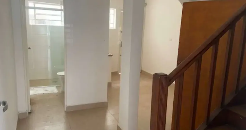 Imperdível! Casa à venda em São Paulo-SP, Vila Clementino: 2 quartos, 1 banheiro, 1 vaga, 130m². Confira!