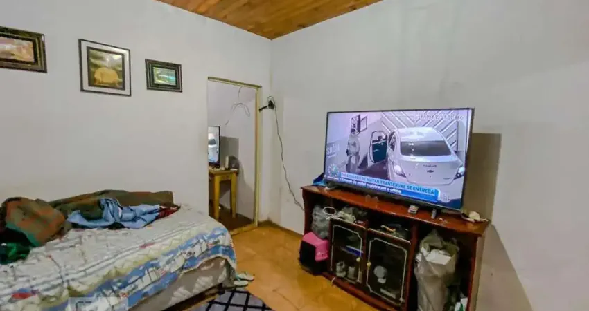 Casa à Venda - Vila Ema, 6 Quartos,  300 m2