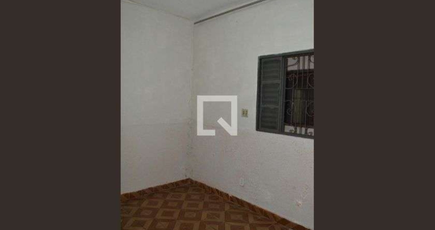 Casa à Venda - Bosque da Saúde, 1 Quarto,  70 m2