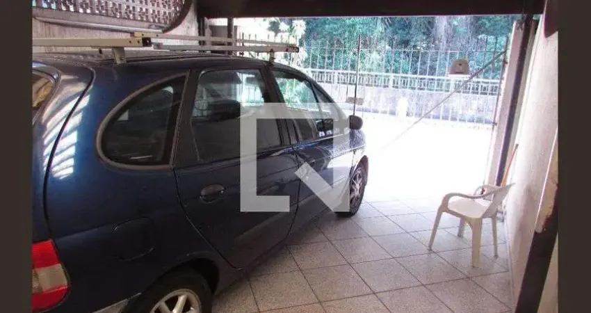 Casa à Venda - Jardim Nadir, 4 Quartos,  130 m2