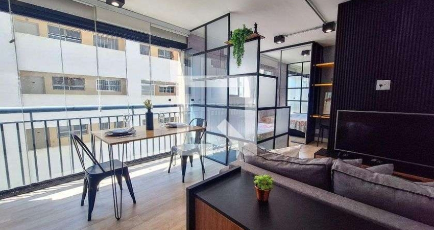 Apartamento à Venda - Liberdade, 1 Quarto,  27 m2