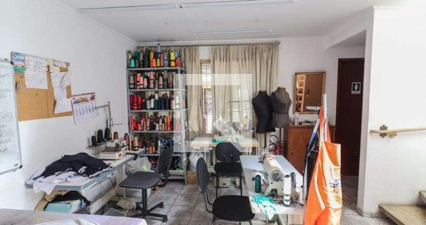 Casa à Venda - Jardim Éster Yolanda, 3 Quartos,  200 m2