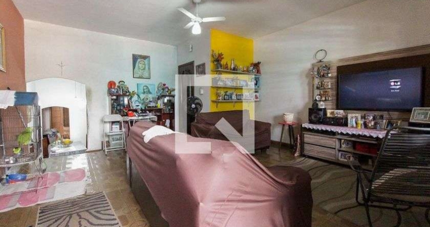 Casa à Venda - Conjunto Residencial Jose Bonifacio, 3 Quartos,  120 m2