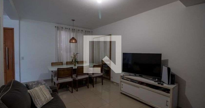 Casa à Venda - Jardim Éster Yolanda, 2 Quartos,  122 m2