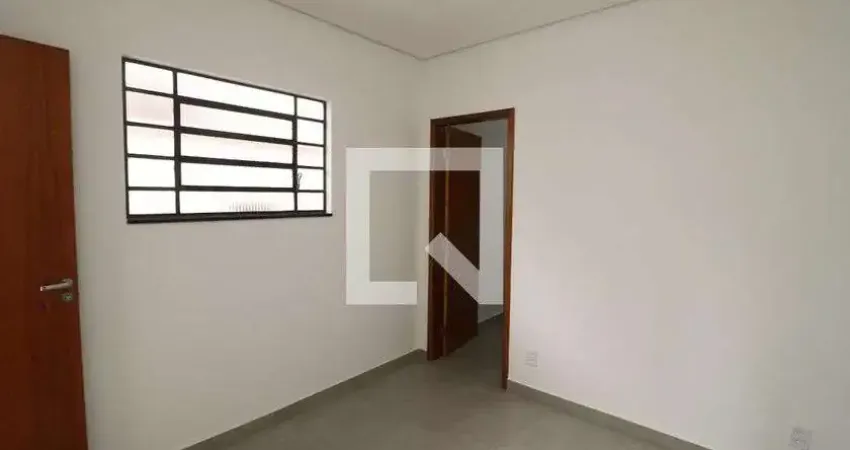 Casa à Venda - Vila Santa Clara, 1 Quarto,  70 m2