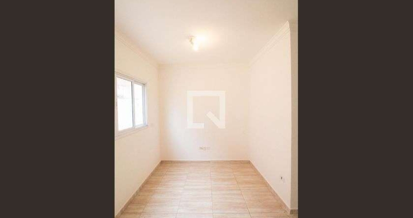 Casa à Venda - Vila Santa Clara, 3 Quartos,  70 m2