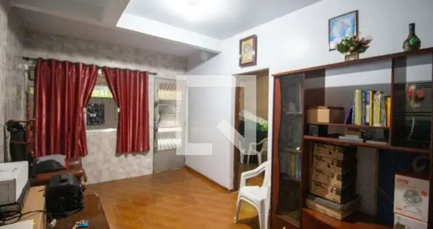 Casa à Venda - Itaquera, 6 Quartos,  135 m2