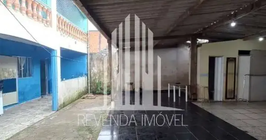 Imperdível: Casa à venda em São Paulo-SP, Jardim Arantes, 3 quartos, 3 banheiros, 4 vagas, 222m². Confira!