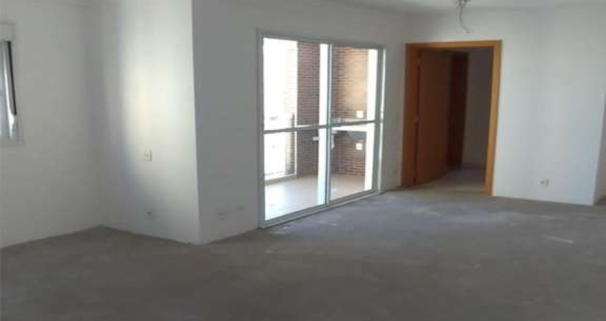 Imperdível! Apartamento à venda em São Paulo - SP, Vila Aricanduva. 3 quartos, 1 suíte, 2 banheiros, 2 vagas de garagem.