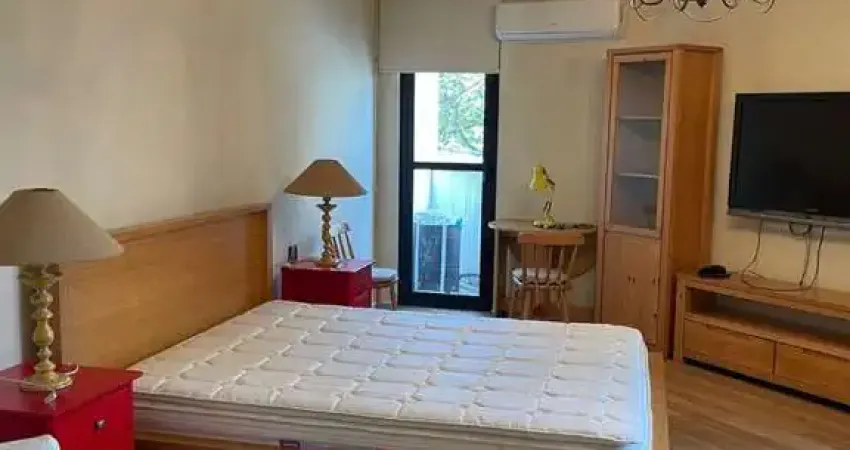 Kitnet / Stúdio à venda na Rua Monte Aprazível, --, Vila Nova Conceição, São Paulo