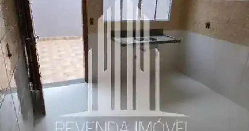 Imperdível oportunidade: Casa à venda em São Paulo, no bairro Parque Guaianazes, 2 quartos, 2 banheiros, 2 vagas de garagem.