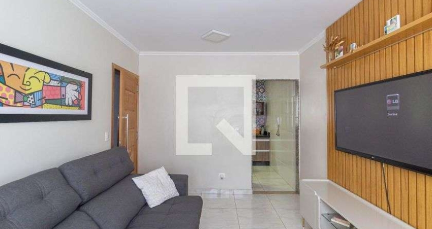 Casa com 3 quartos à venda na Rua Louceiras, --, Vila Carmosina, São Paulo