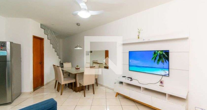 Casa à Venda - Vila Ema, 2 Quartos,  72 m2