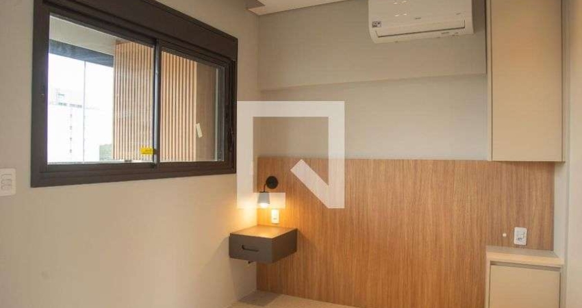 Apartamento à venda - Chácara Santo Antonio, 28222m2