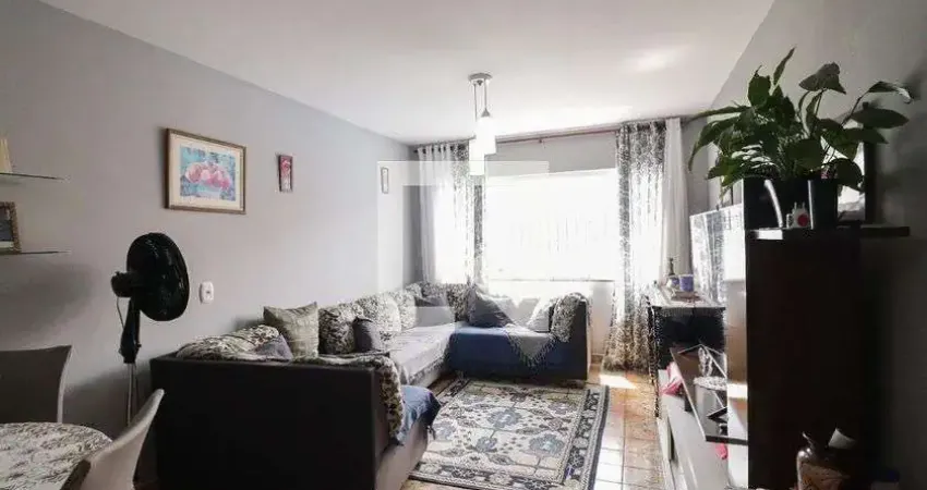 Casa com 3 quartos à venda na Rua Augusto Gil, --, Vila Dionisia, São Paulo