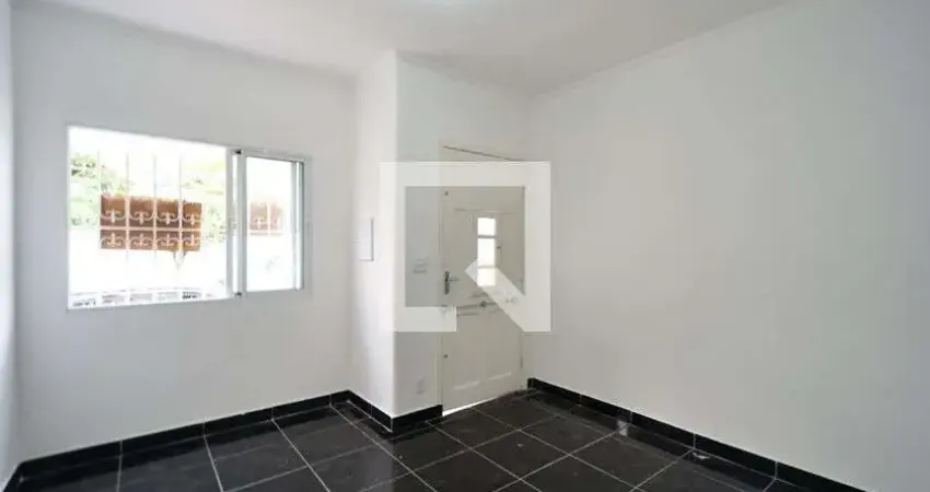 Casa à Venda - Chácara Inglesa, 2 Quartos,  80 m2