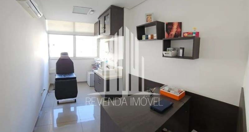 Conjunto Comercial de 34m² com 1 Vaga à Venda na Cerqueira Cesar