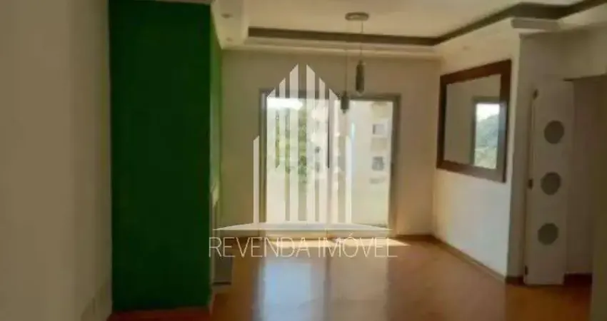 Apartamento de 70m² com 2 Quartos e 1 Vaga à Venda no Morumbi