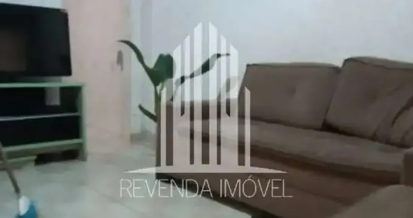 Imperdível! Casa à venda em São Paulo-SP, Jardim Lajeado, 4 quartos, 2 banheiros, 140m² de área. Confira já!