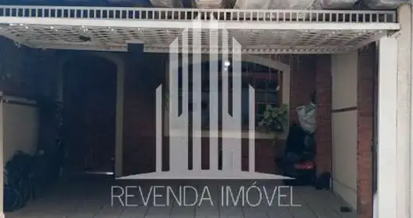EXCELENTE OPORTUNIDADE - CASA A VENDA COM 3 DORM, 1 VAGA E 125M² NO JARDIM MONTE ALEGRE  Você está em busca do lar dos seus sonhos?