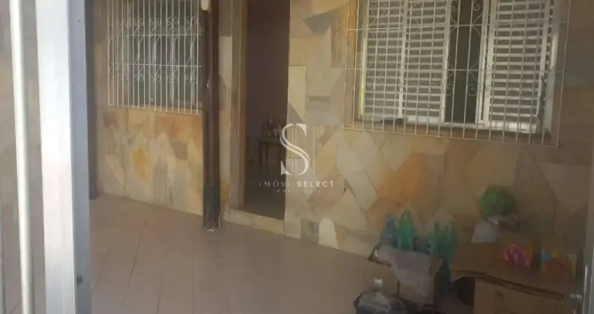 JARDIM ITAPEVA, CASA RESIDENCIAL DE 87M² COM 2 DORMITORIO, 1 BANHEIRO  E 2 VAGAS DE GARAGEM.