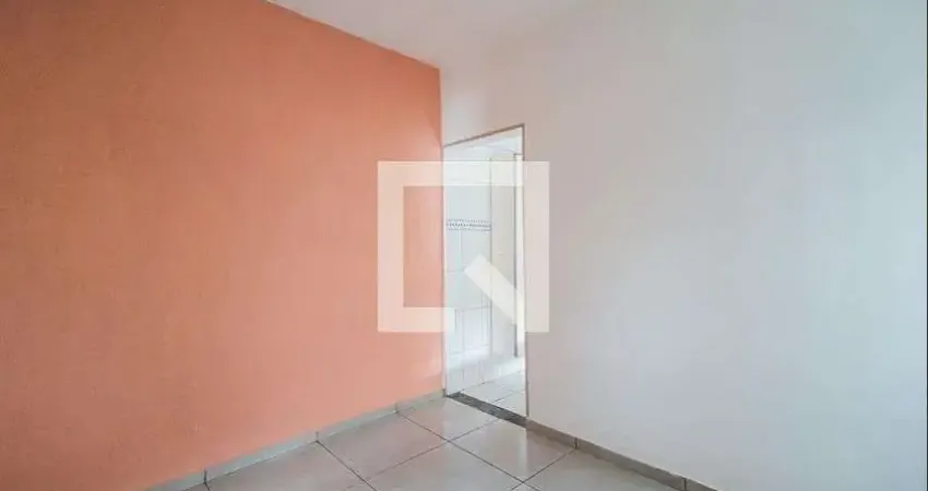 Casa com 1 quarto à venda na Rua Avinhão, --, Jardim das Maravilhas, Santo André