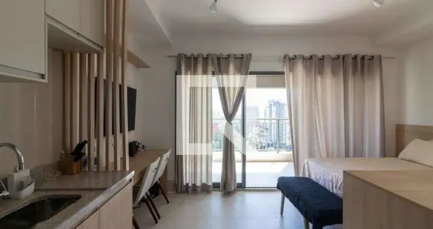 Kitnet / Stúdio à venda na Avenida Rubem Berta, --, Moema, São Paulo