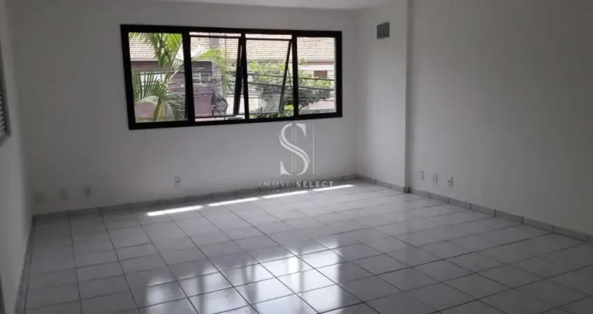 Edifício madrid. conjunto comercial com 47m² 03 salas, 02 banheiros e 02 vagas. no bairro - saúde.