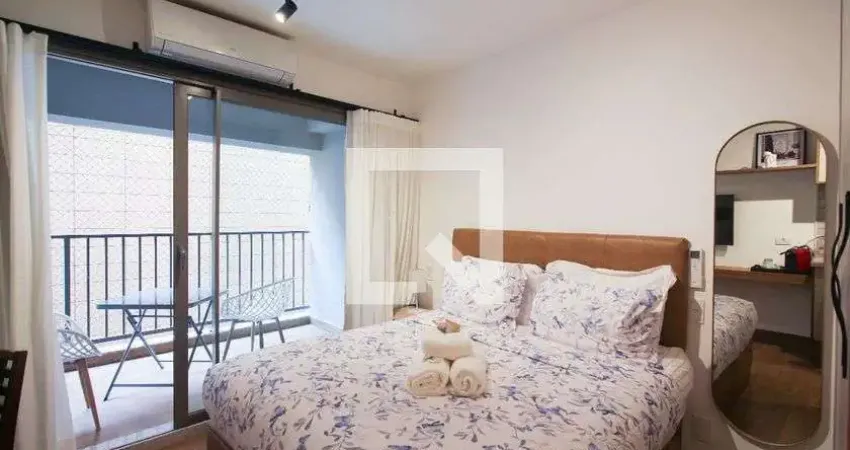 Kitnet / Stúdio à venda na Avenida dos Eucaliptos, --, Moema, São Paulo