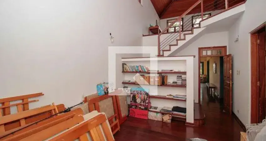 Casa com 3 quartos à venda na Rua Poconé, --, Sumaré, São Paulo