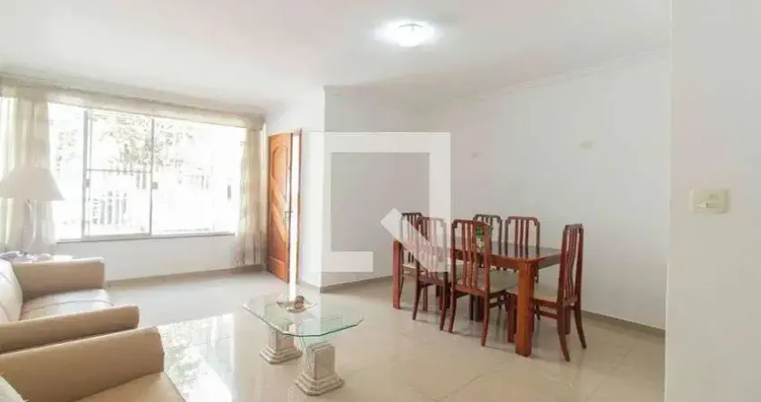 Casa com 3 quartos à venda na Rua Gaspar Fernandes, --, Cambuci, São Paulo