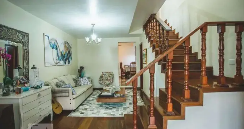 Casa com 4 quartos à venda na Rua Luís Orsini de Castro, --, Jabaquara, São Paulo