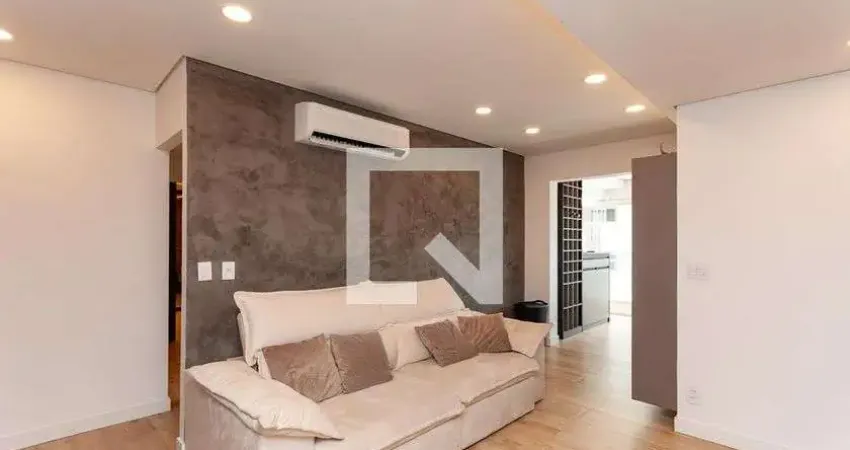 Casa em condomínio fechado com 2 quartos à venda na Rua Camburiú, --, Vila Romana, São Paulo