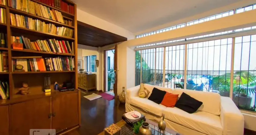 Casa com 4 quartos à venda na Rua Cayowaá, --, Sumaré, São Paulo