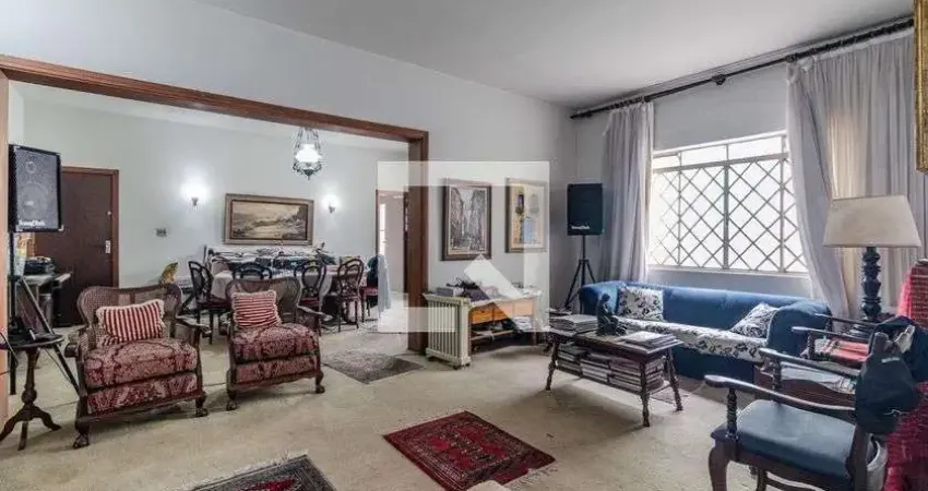 Casa com 3 quartos à venda na Rua Natingui, --, Vila Madalena, São Paulo