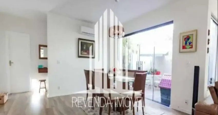 Casa para locação no campo belo - 4 dormitórios, 2 suítes e 2 vagas de garagem