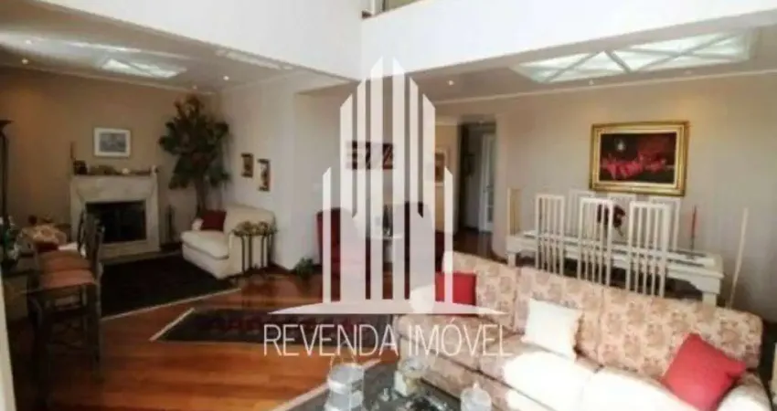 Casa de luxo no brooklin: 4 quartos, 4 suítes, 7 banheiros, 3 vagas, 480m² - locação em sp