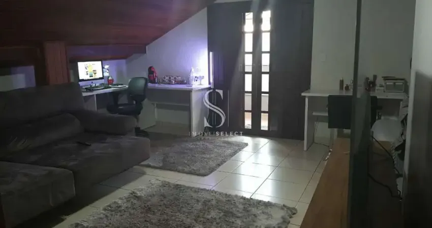 Casa assobradada de 250m2 com 4 quartos, 1 suite , 2 banheiros e 3 vagas á venda no butantã casa as
