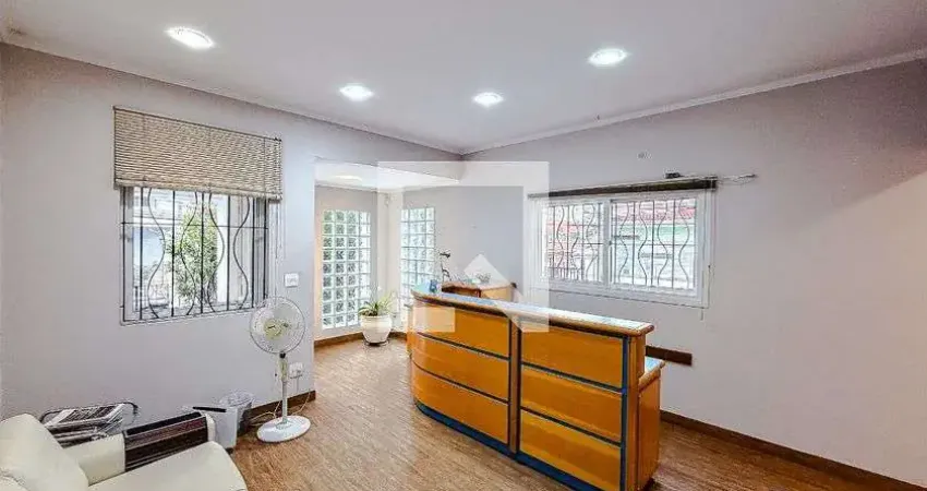 Casa com 4 quartos à venda na Rua Teodureto Souto, --, Cambuci, São Paulo